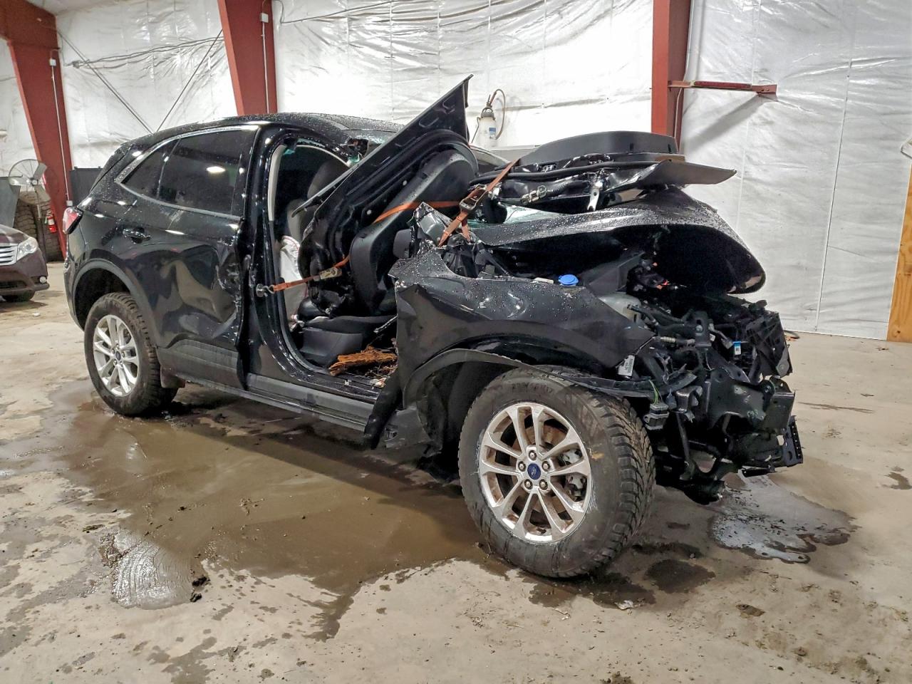 Ford Escape Se Image 11