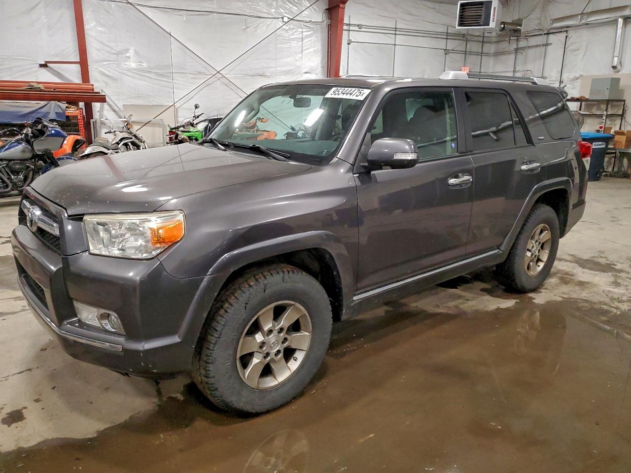 Toyota 4Runner Sr5 Image 1