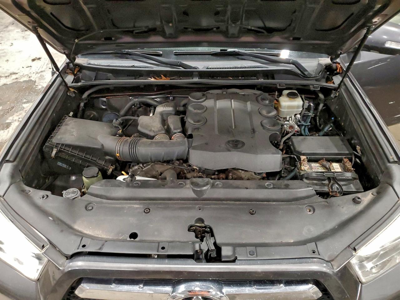 Toyota 4Runner Sr5 Image 13