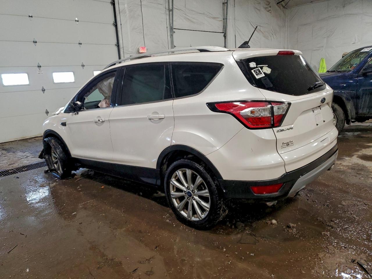 Ford Escape Titanium Image 3