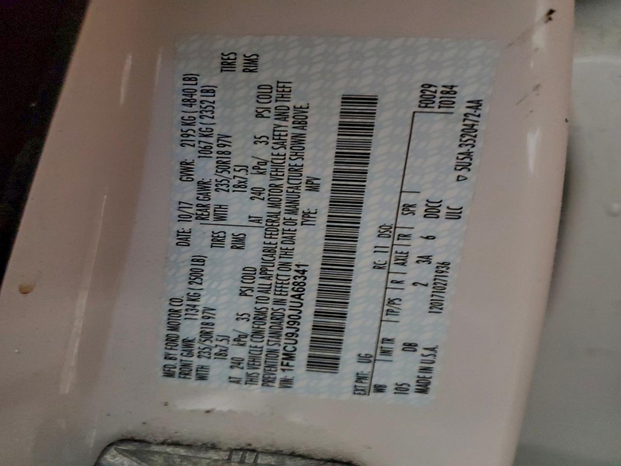 Ford Escape Titanium Image 2