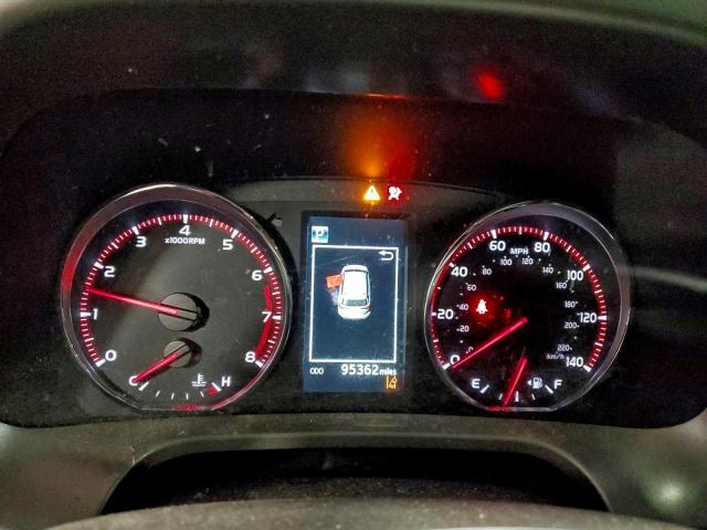 Toyota RAV4 Se Image 7