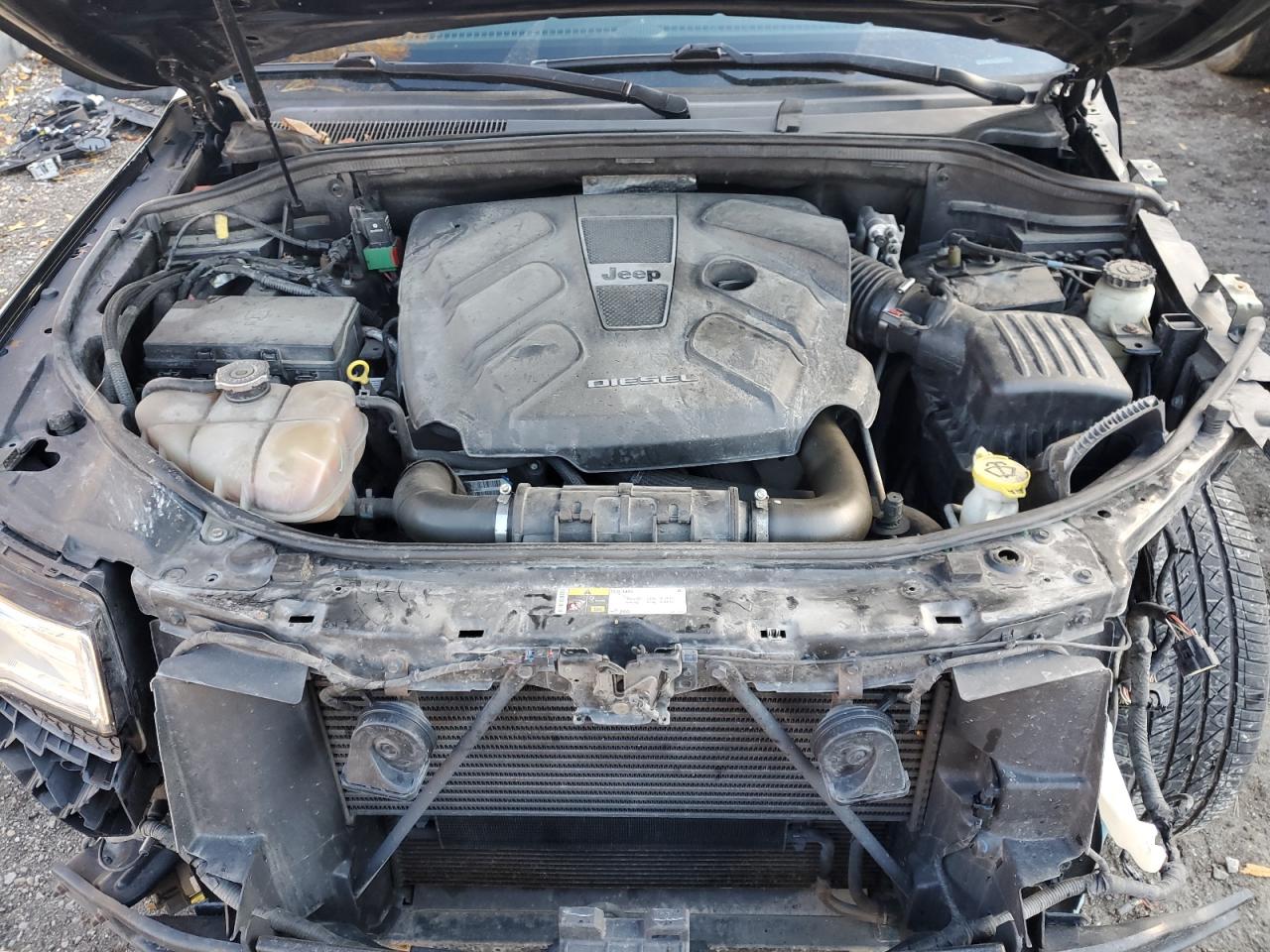 Jeep Grand Cherokee Overland Image 12