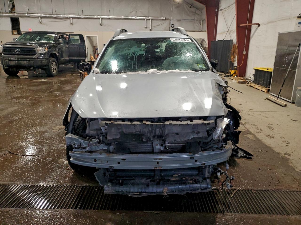 Subaru Outback 2.5i Image 3