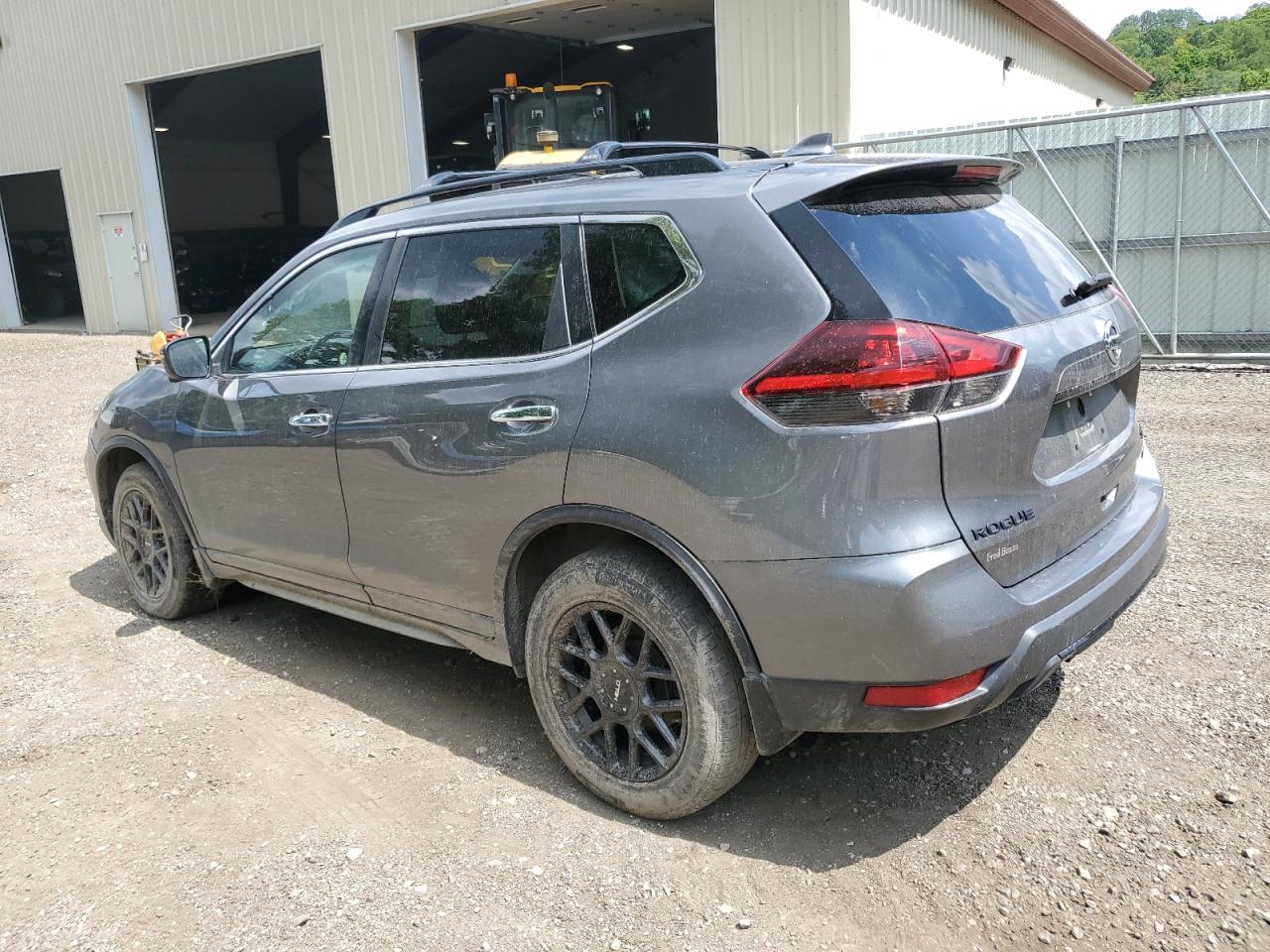 Nissan Rogue S Image 2
