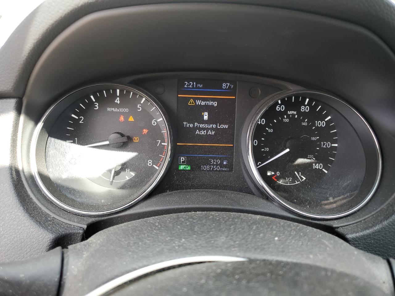 Nissan Rogue S Image 7