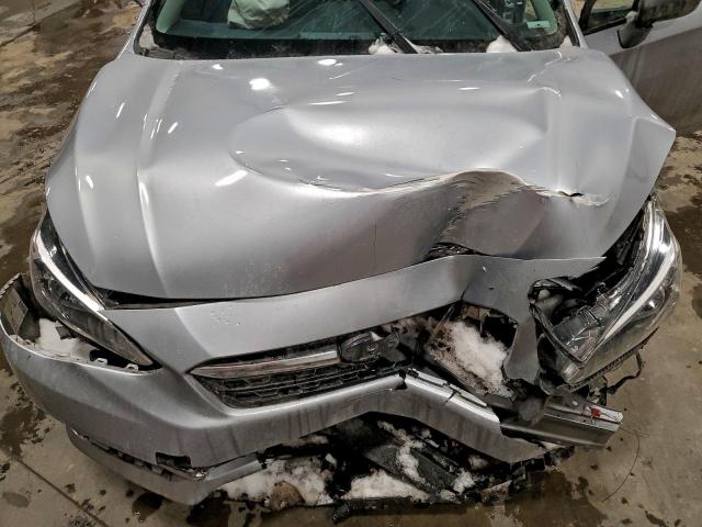 Subaru Impreza Image 12