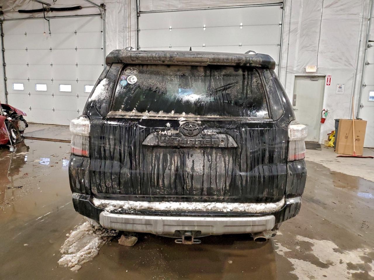 Toyota 4Runner Sr5 Image 8