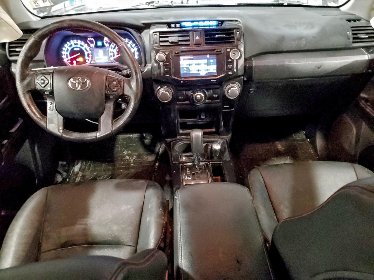 Toyota 4Runner Sr5 Image 11