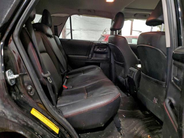 Toyota 4Runner Sr5 Image 9