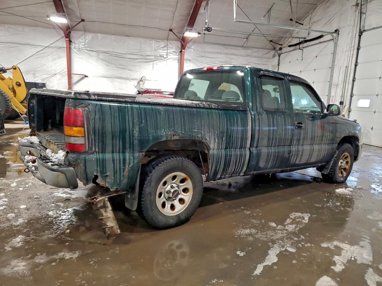 GMC Sierra K1500 Classic Image 8