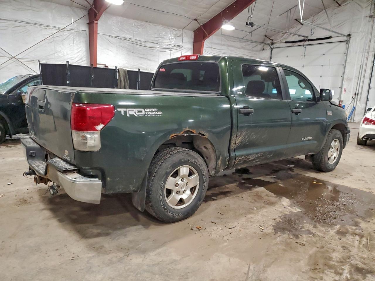 Toyota Tundra Crewmax Sr5 Image 6