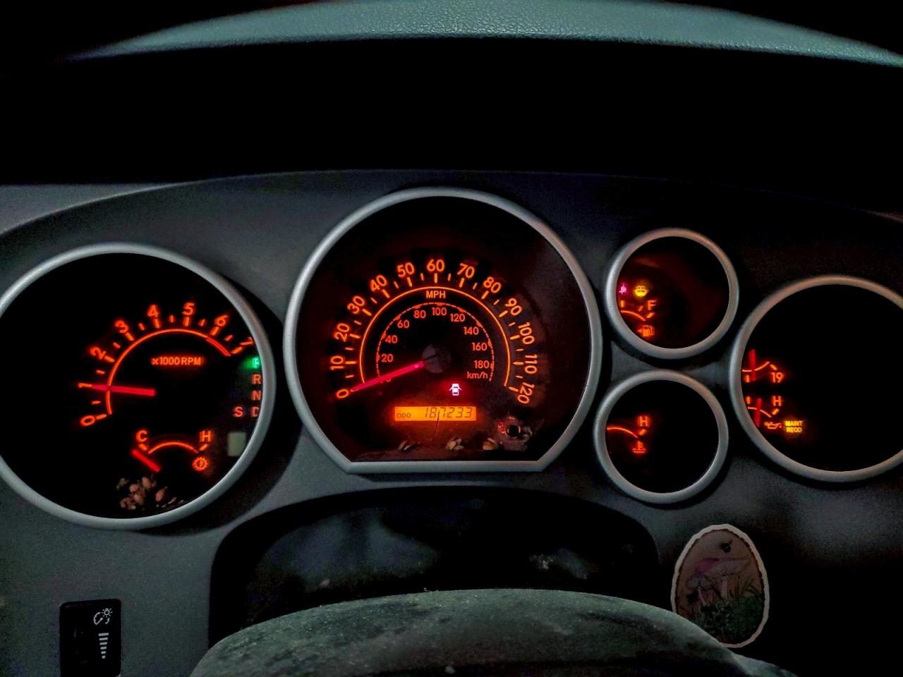 Toyota Tundra Crewmax Sr5 Image 10