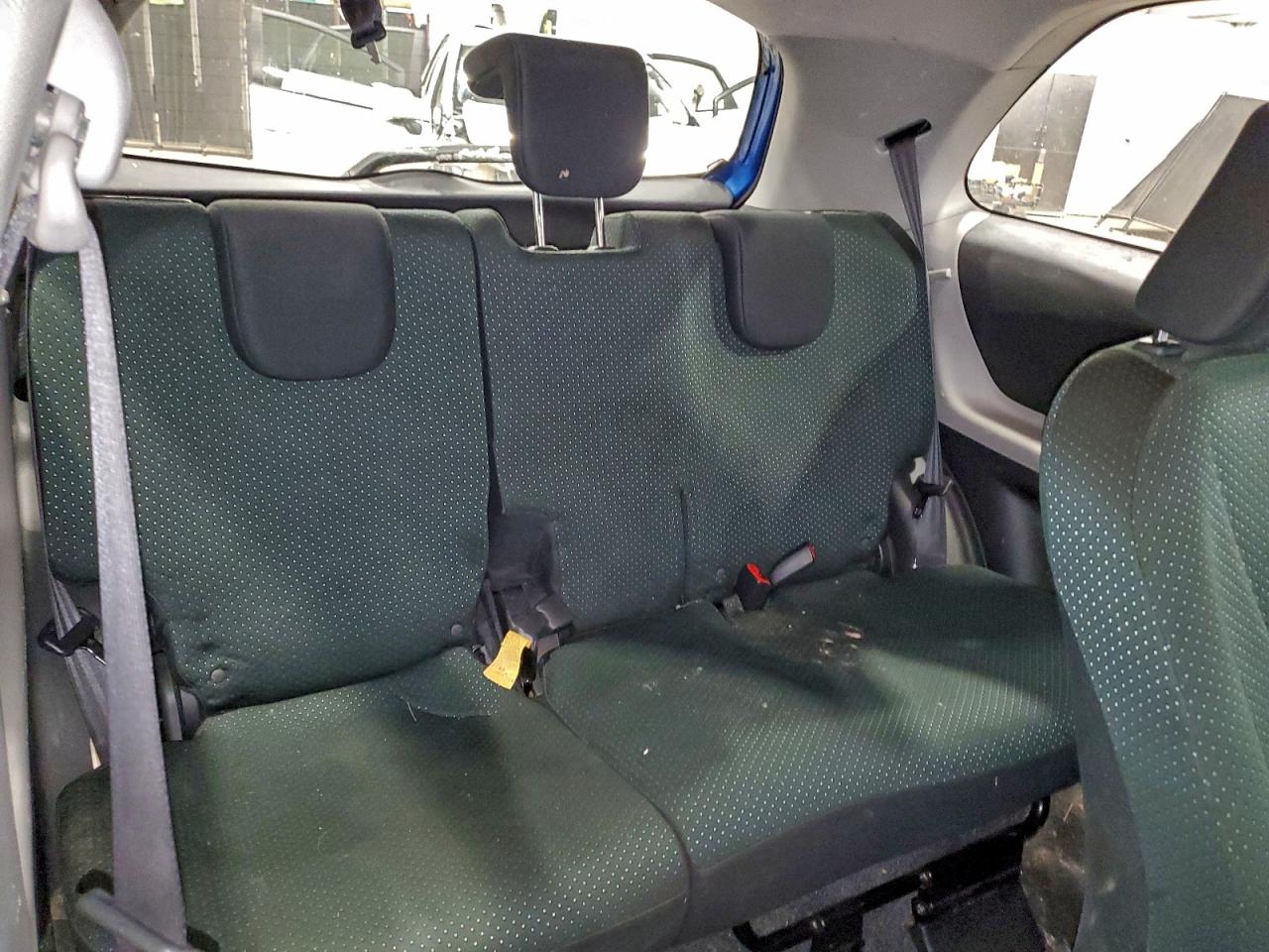 Toyota Yaris Image 8