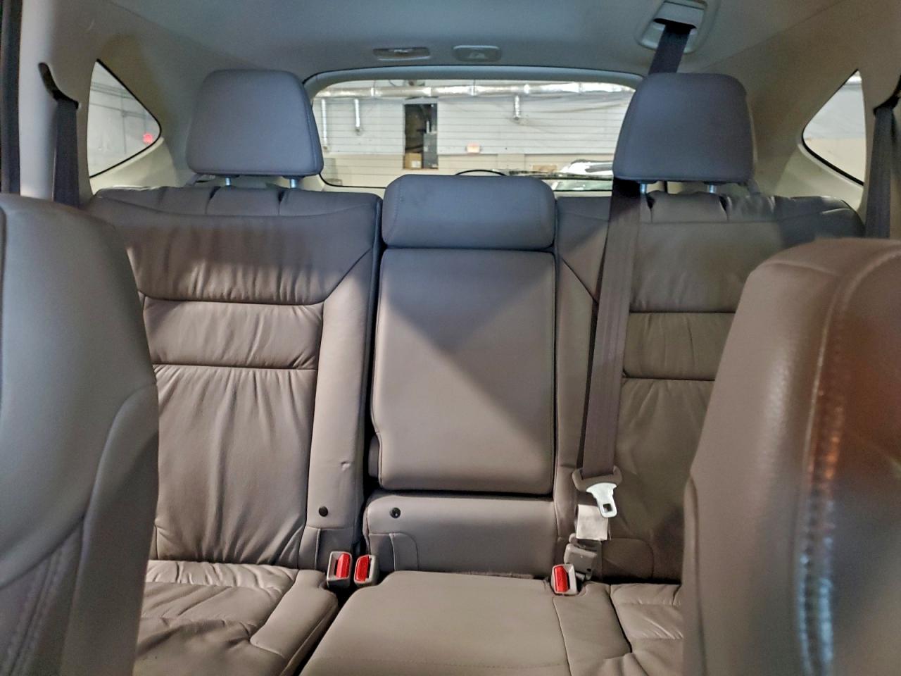 Honda Crv Exl Image 12