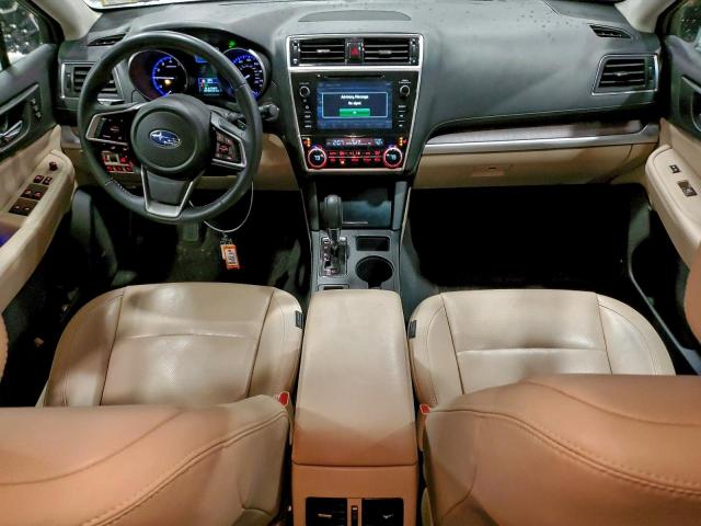 Subaru Outback 2.5i Limited Image 11