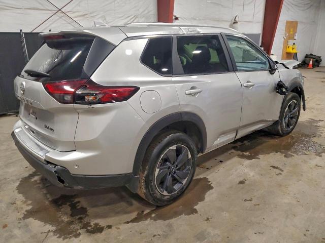 Nissan Rogue Sv Image 2