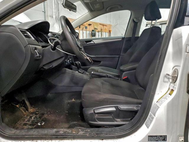 Volkswagen Jetta Se Image 3