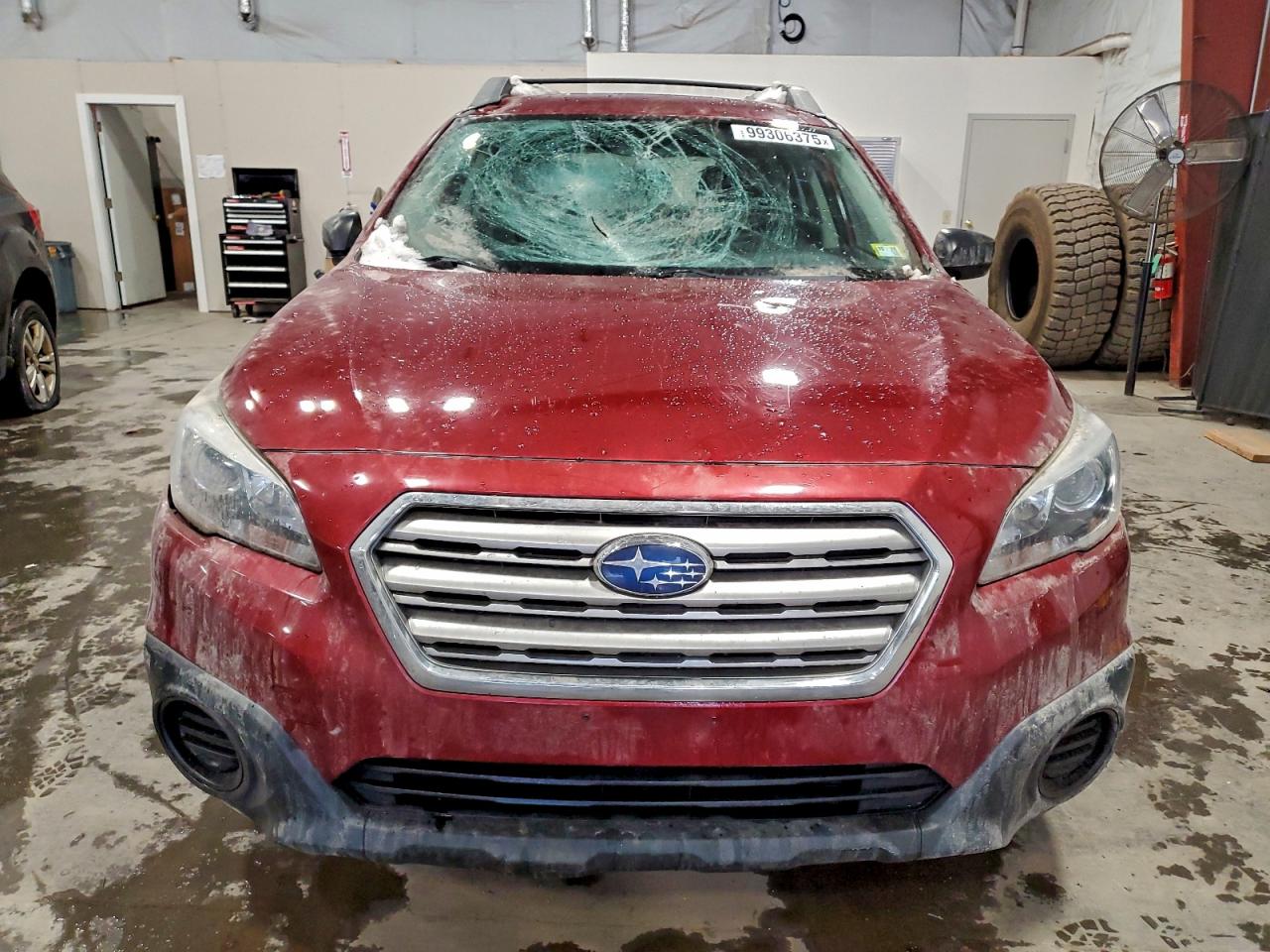 Subaru Outback 2.5i Image 11