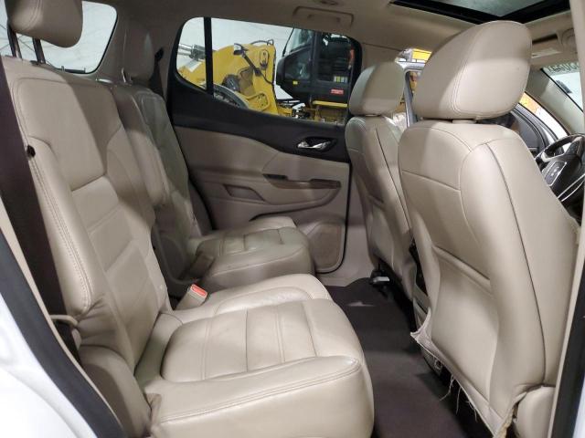 GMC Acadia Denali Image 8