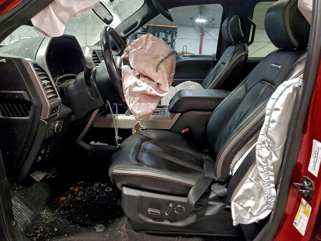 Ford F-150 Supercrew Image 8