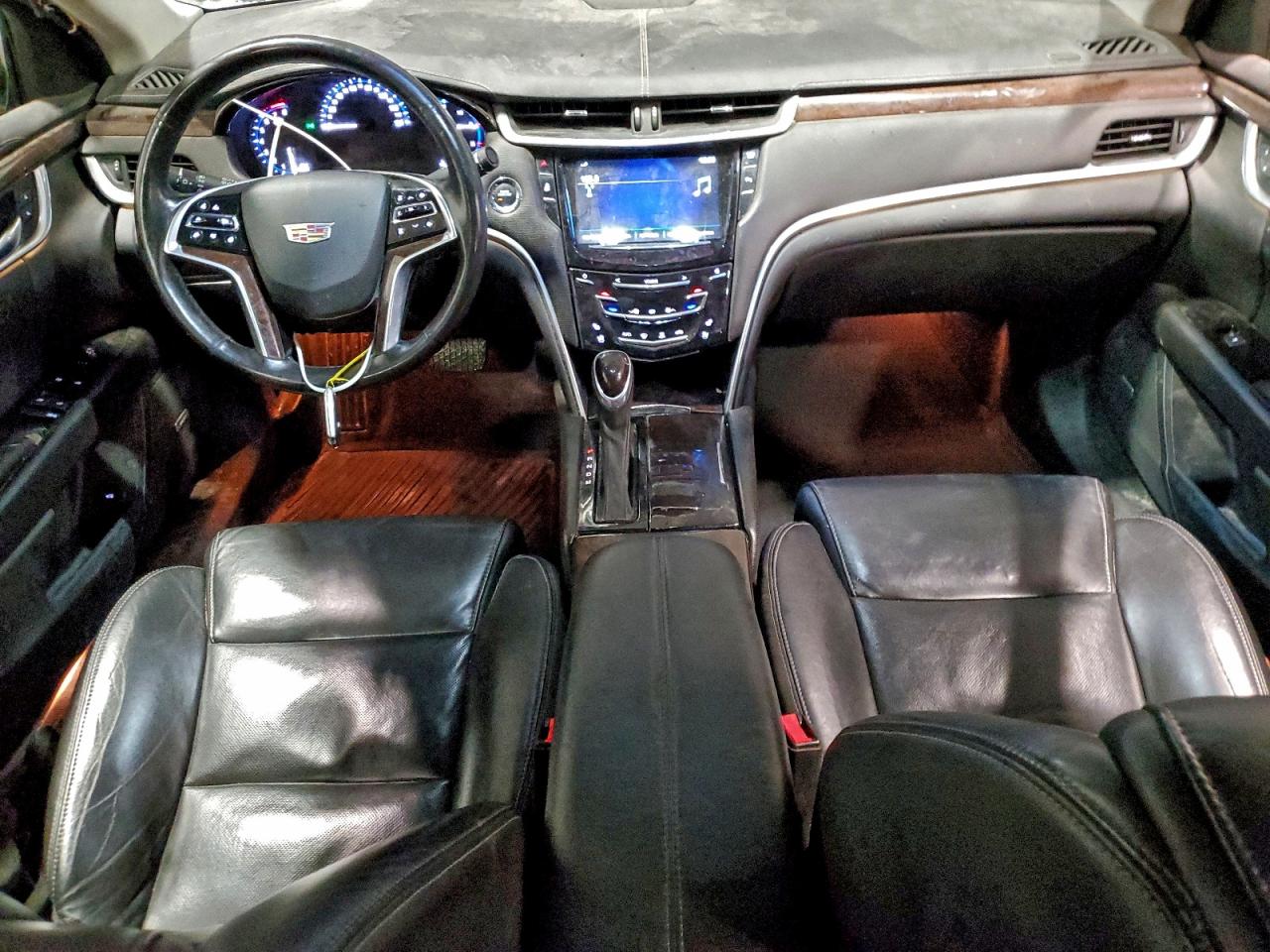 Cadillac XTS Luxury Collection Image 6