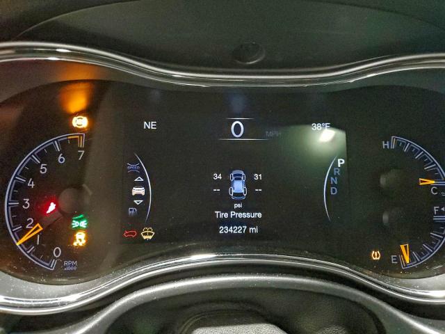 Jeep Grand Cherokee Laredo Image 12